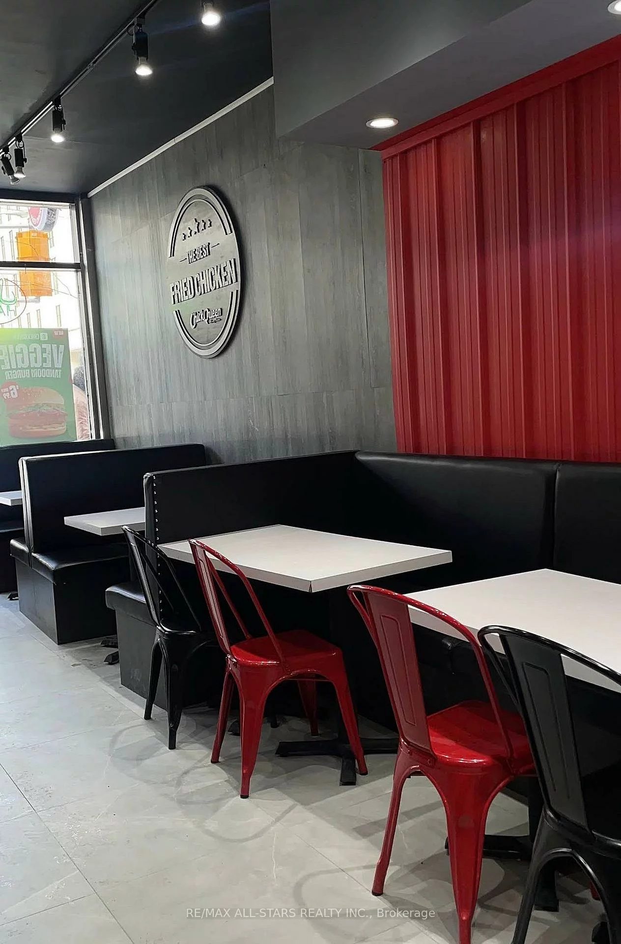 247, Queen, Waterfront Communities C1, Toronto