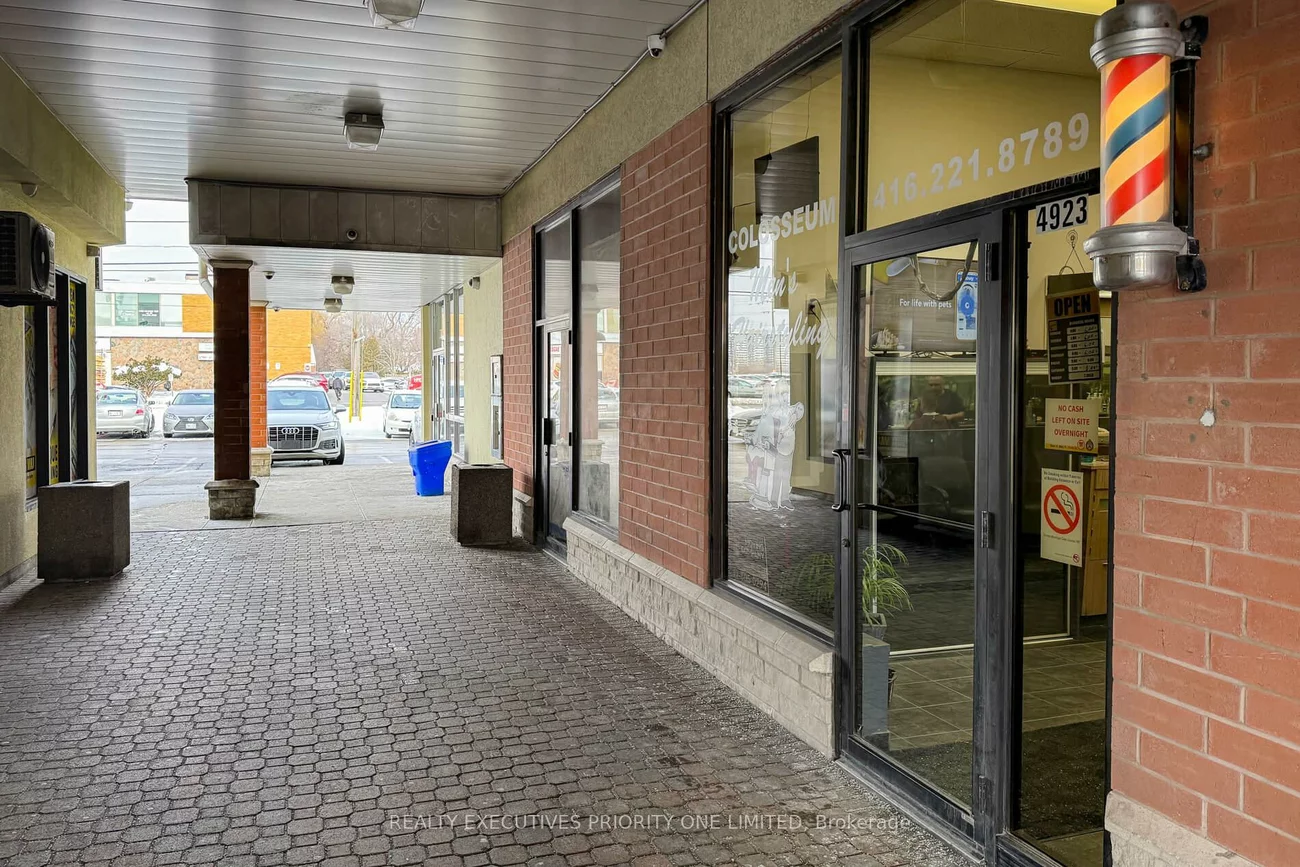 4923, Bathurst, Willowdale West, Toronto