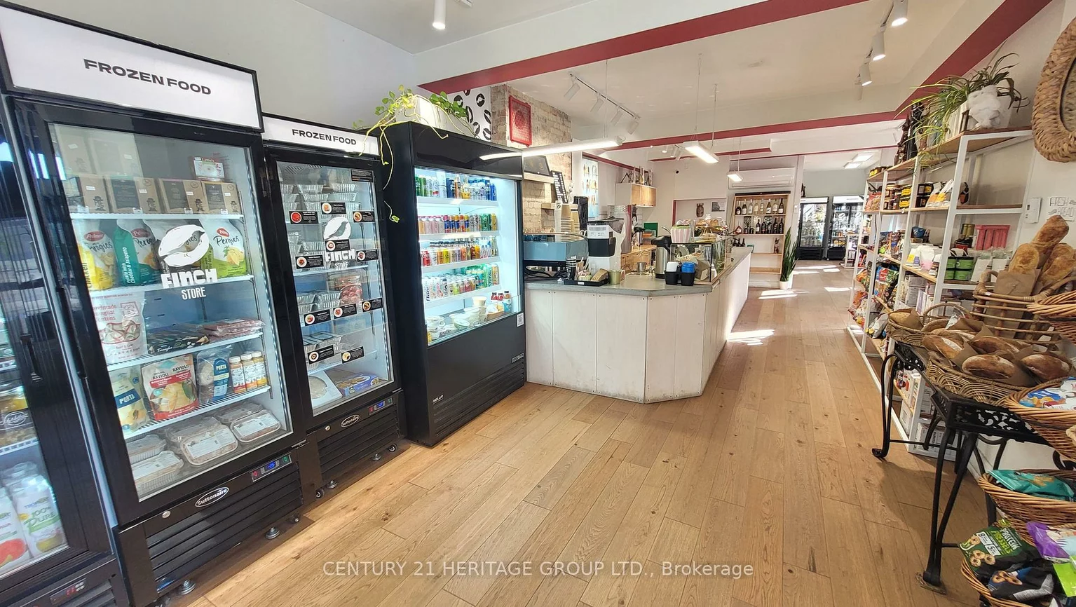 42, Dewson, Palmerston-Little Italy, Toronto