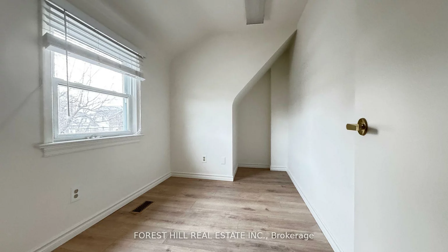 168, Sheppard, Lansing-Westgate, Toronto