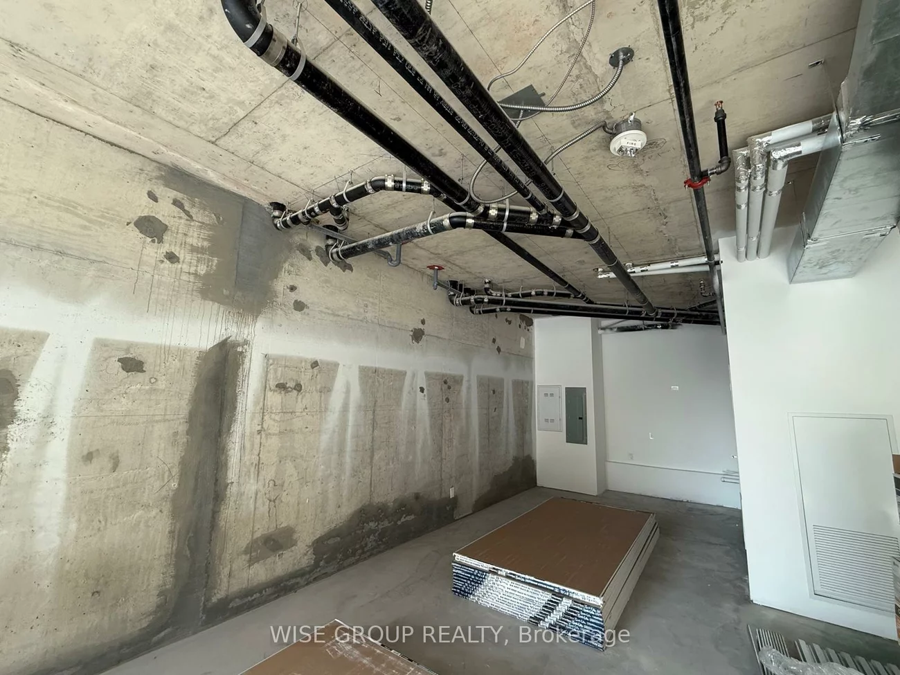 500, Wilson, Clanton Park, Toronto