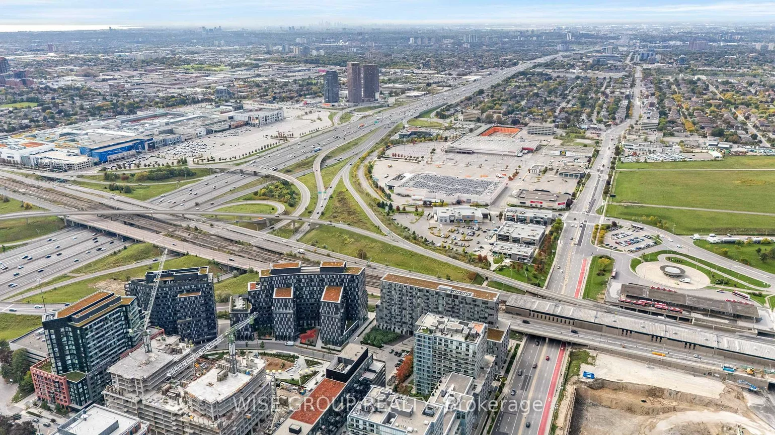 500, Wilson, Clanton Park, Toronto