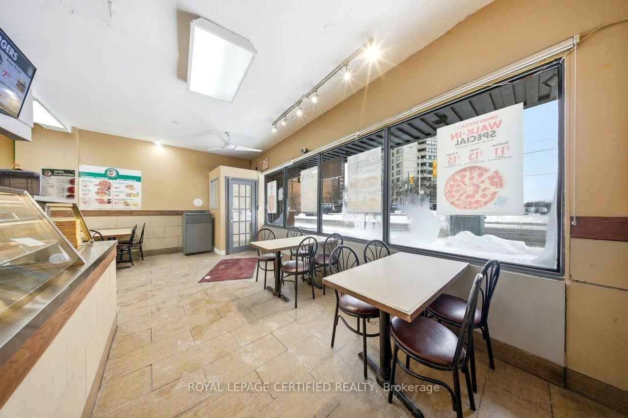 5439, Yonge, Willowdale East, Toronto