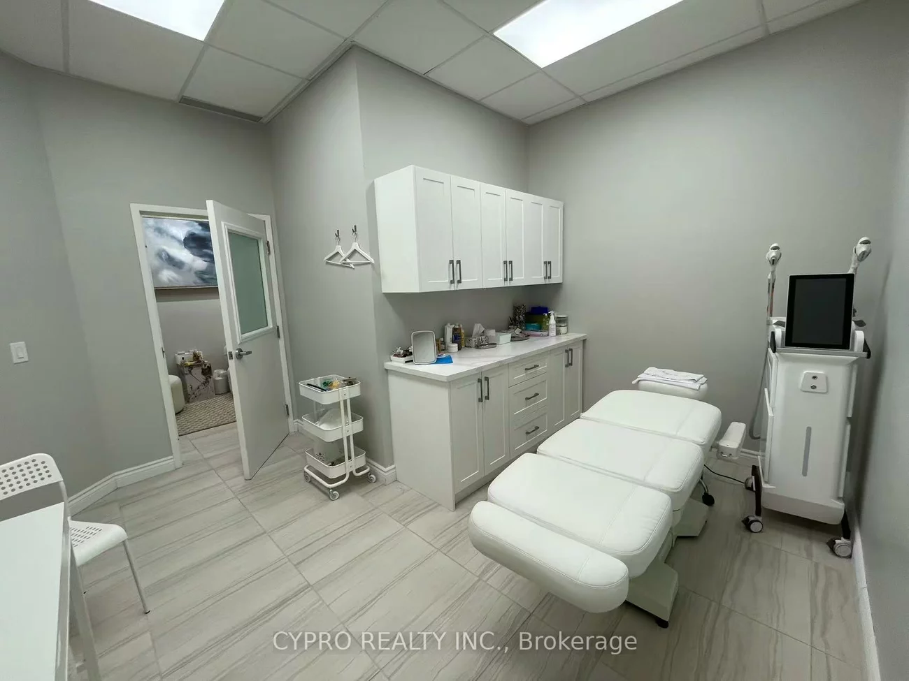 4773, Yonge, Willowdale East, Toronto