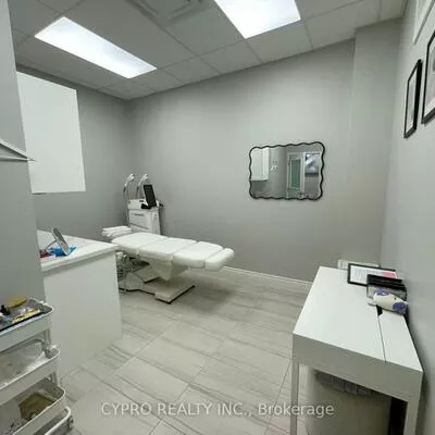 4773, Yonge, Willowdale East, Toronto