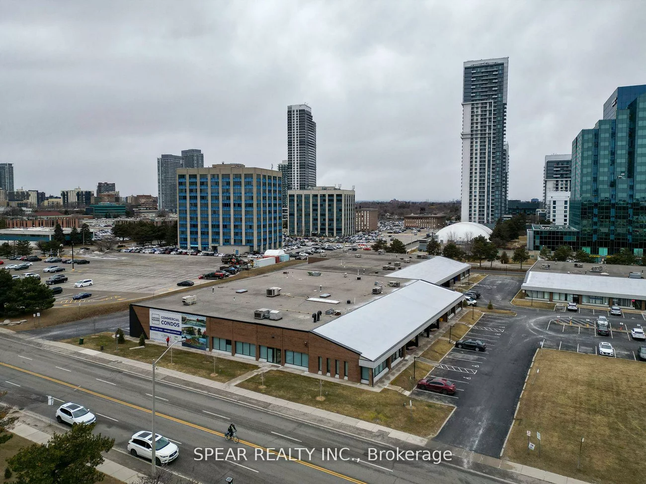 280 - 422, Consumers, Henry Farm, Toronto