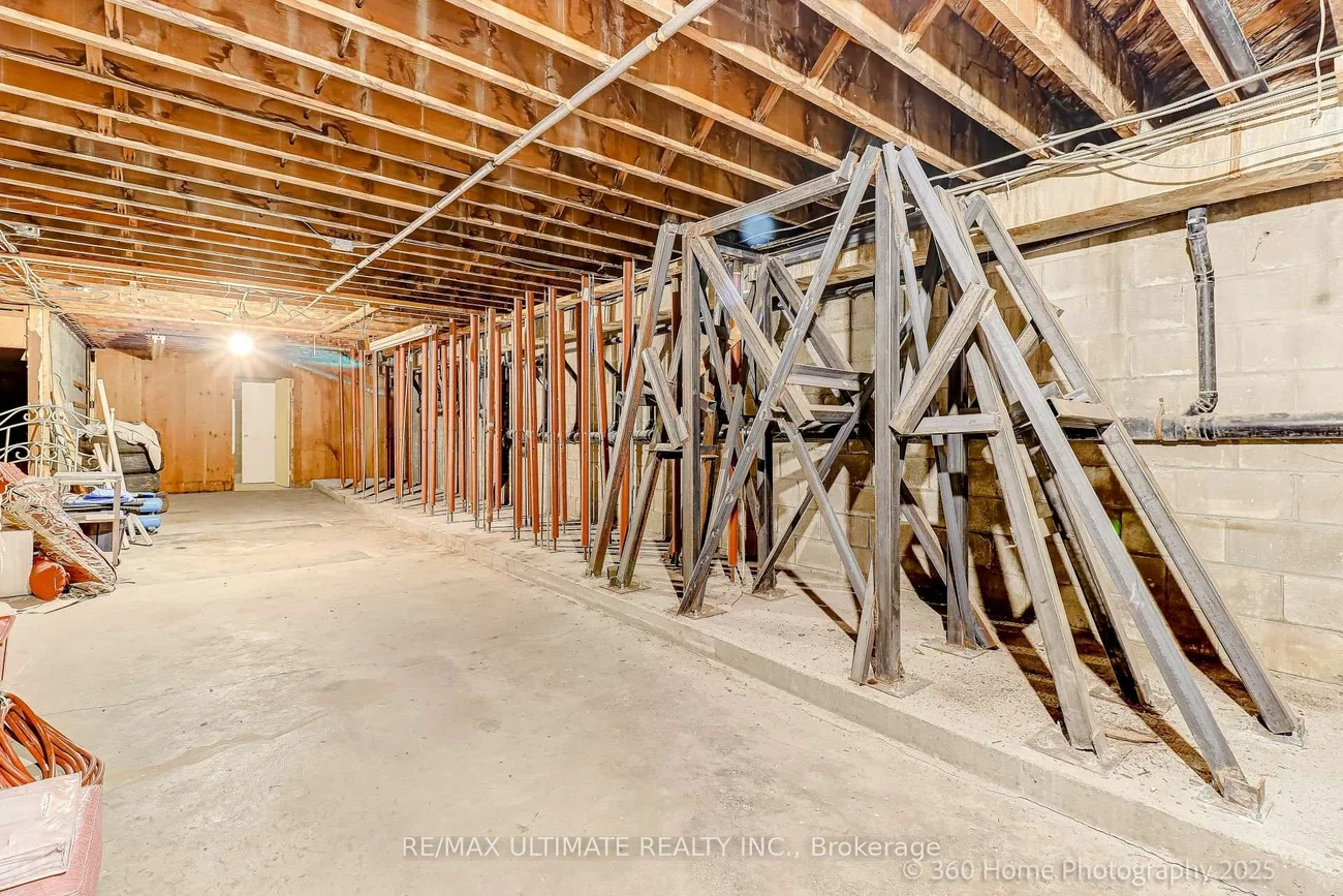 1100-06, Victoria Park, Victoria Village, Toronto