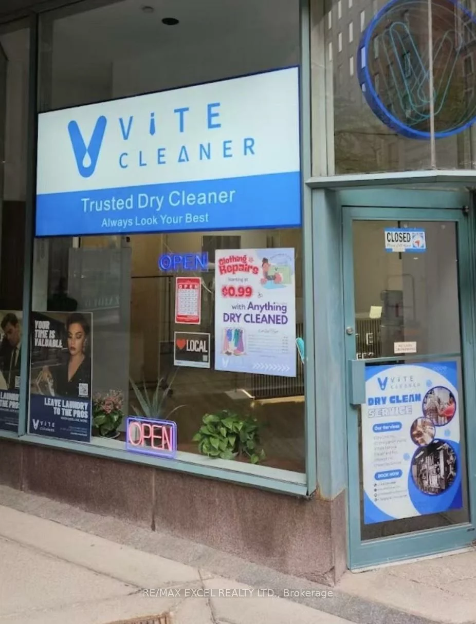 1, TORONTO, Church-Yonge Corridor, Toronto