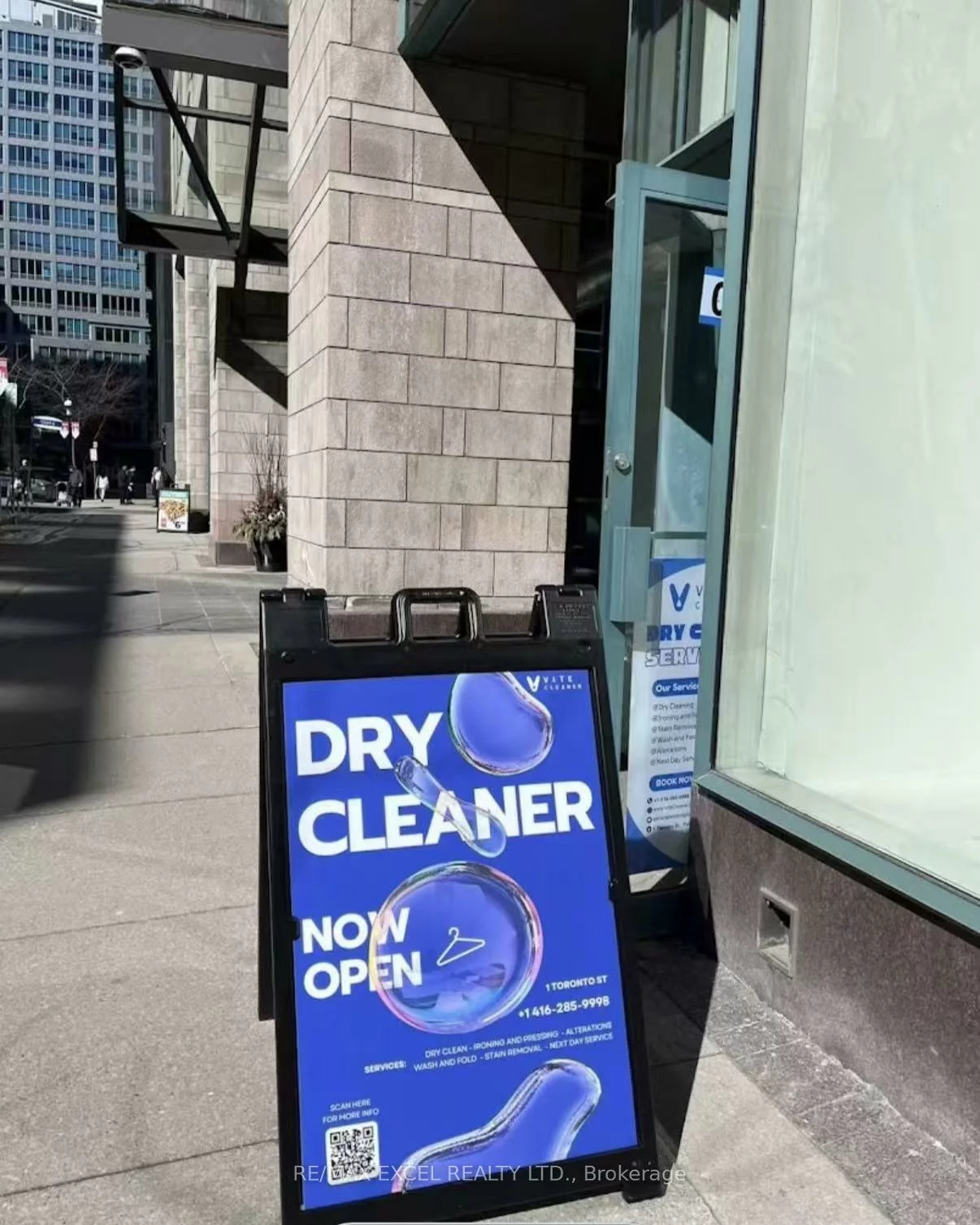 1, TORONTO, Church-Yonge Corridor, Toronto