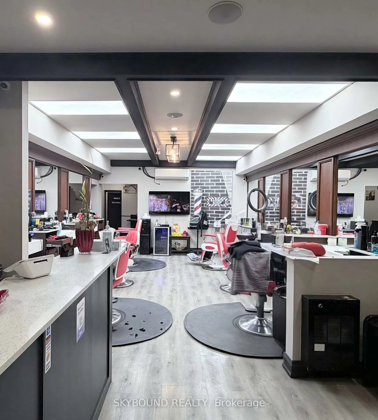 543A, College, Trinity-Bellwoods, Toronto