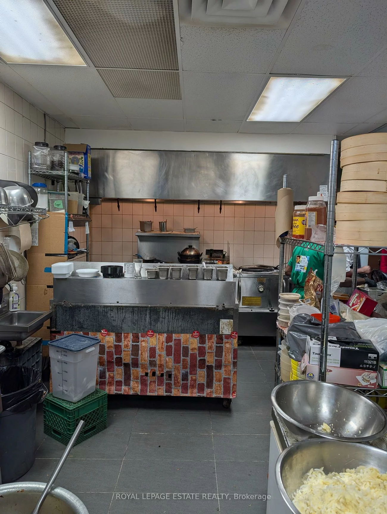 804, Eglinton, Leaside, Toronto