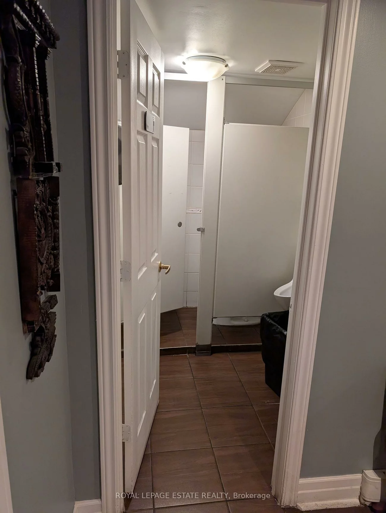 804, Eglinton, Leaside, Toronto