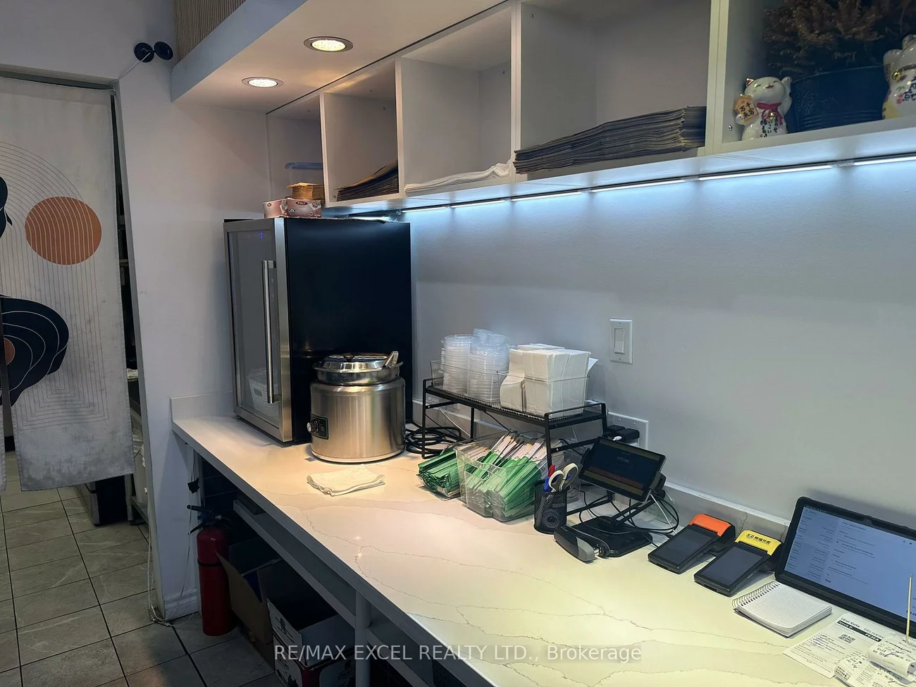 755B, Dundas, Trinity-Bellwoods, Toronto