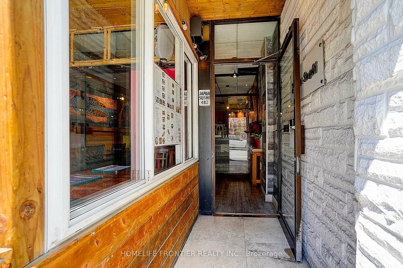 482, Bloor, Annex, Toronto