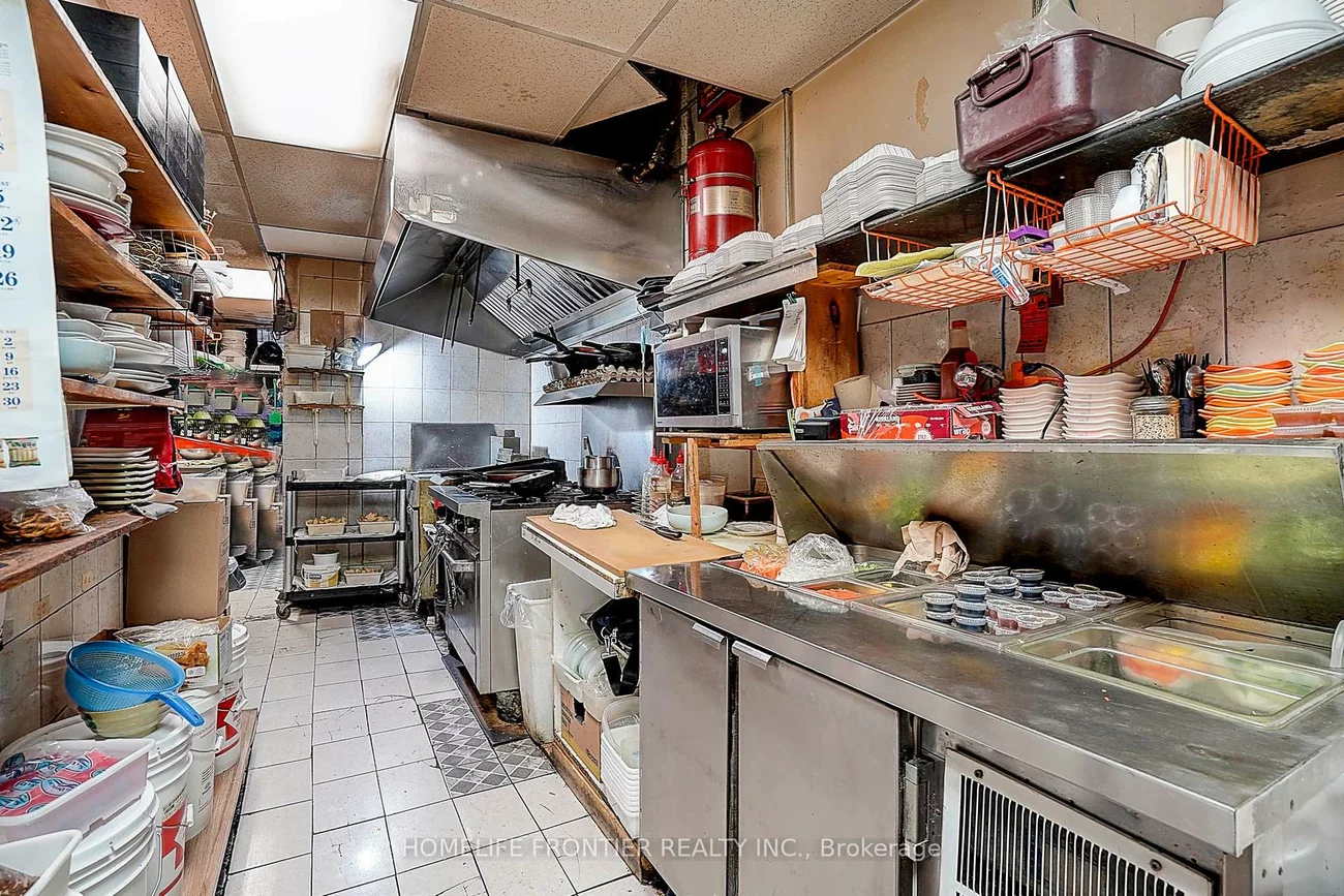 482, Bloor, Annex, Toronto