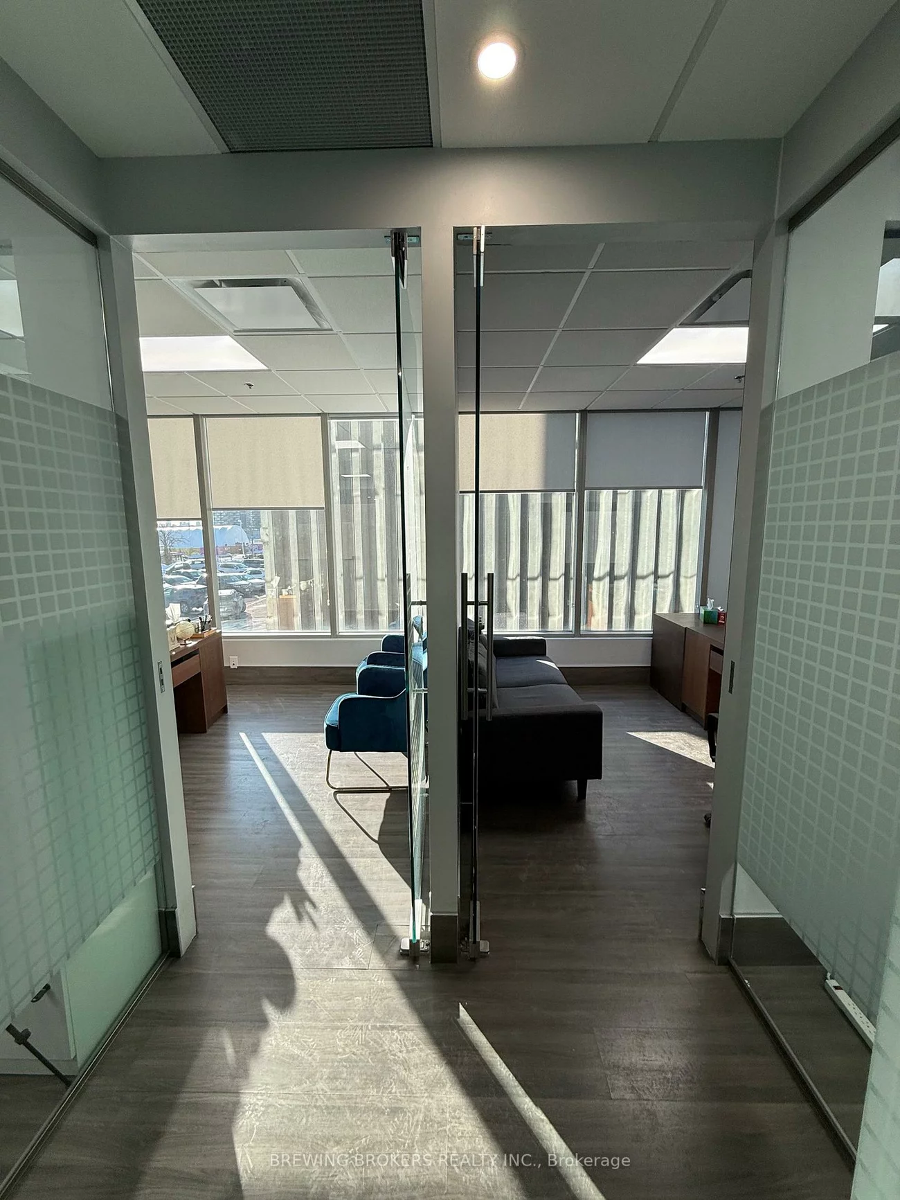 18, Wynford, Banbury-Don Mills, Toronto