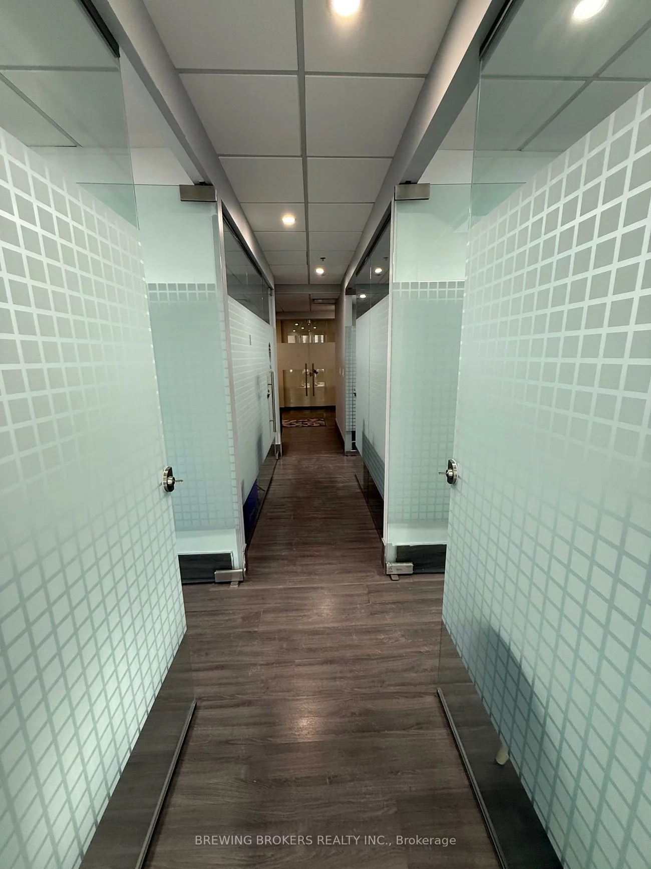 18, Wynford, Banbury-Don Mills, Toronto