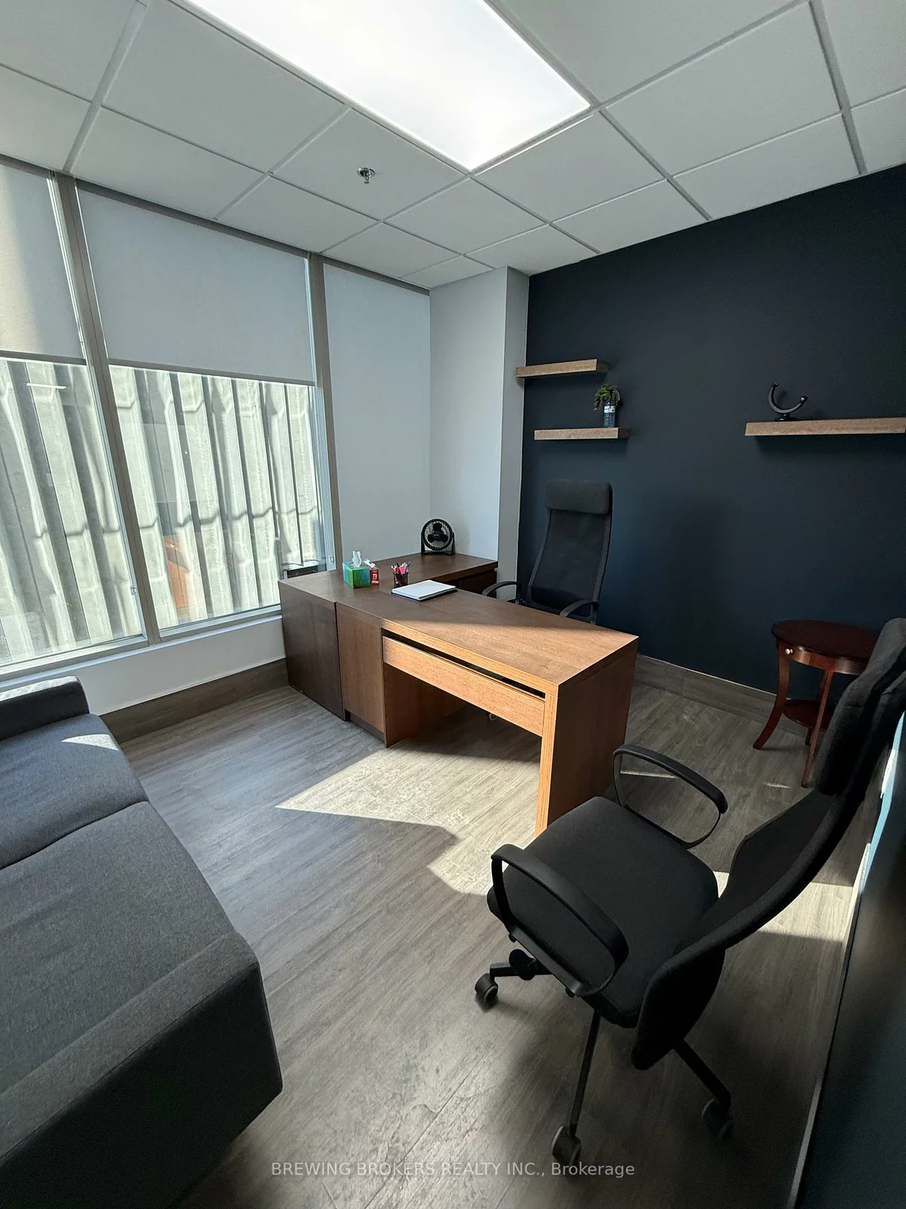 18, Wynford, Banbury-Don Mills, Toronto