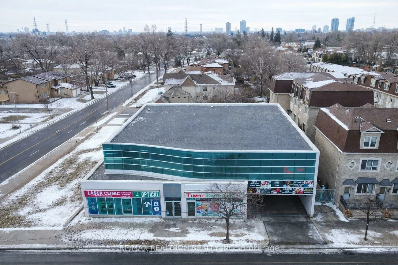 80, Finch, Newtonbrook West, Toronto