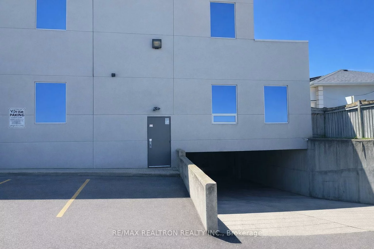 80, Finch, Newtonbrook West, Toronto