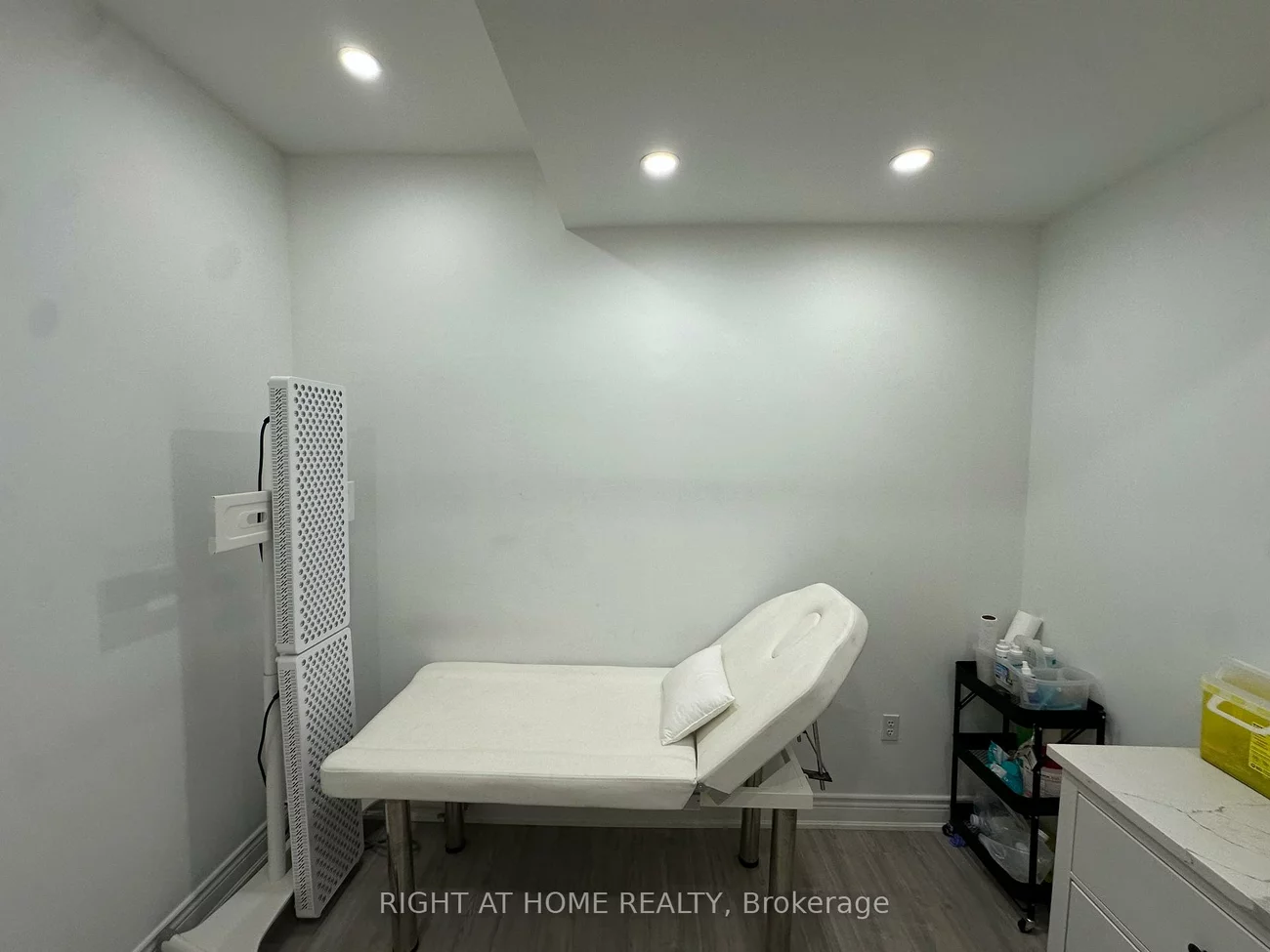 1639, Eglinton, Oakwood Village, Toronto