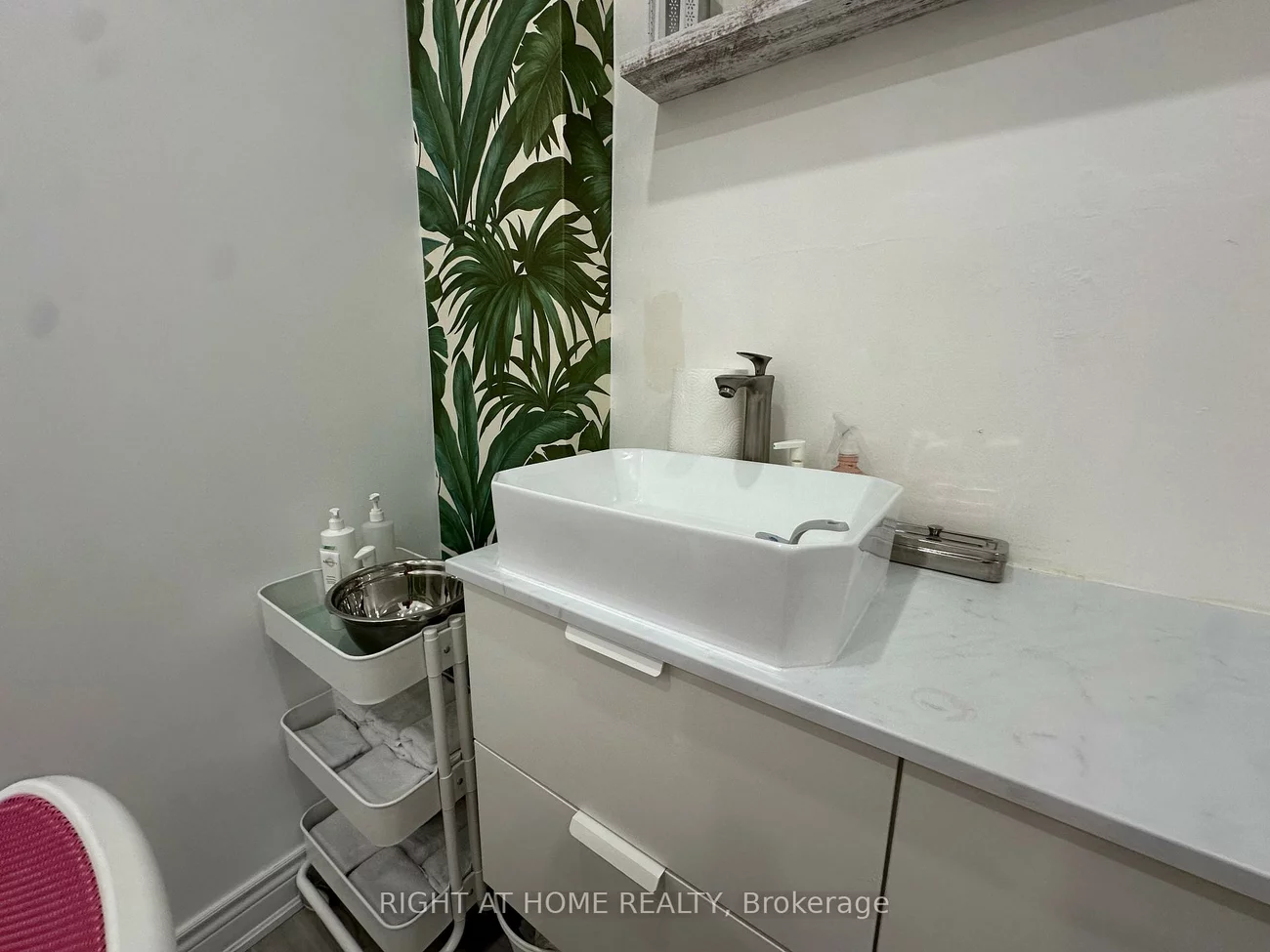 1639, Eglinton, Oakwood Village, Toronto