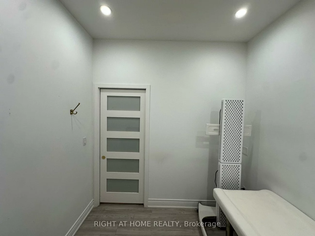 1639, Eglinton, Oakwood Village, Toronto