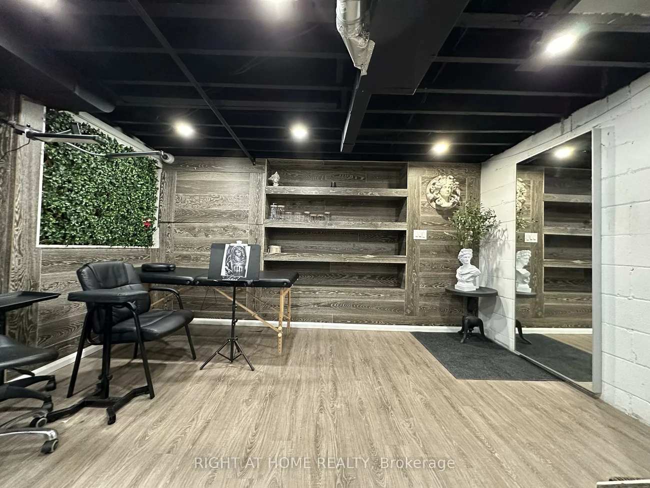 1639, Eglinton, Oakwood Village, Toronto