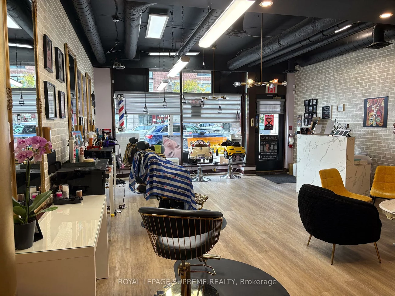 2721, Yonge, Lawrence Park South, Toronto