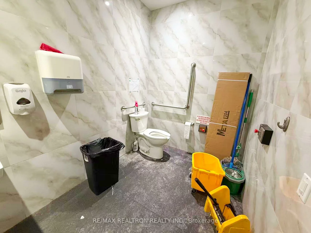 514, Yonge St, Bay Street Corridor, Toronto