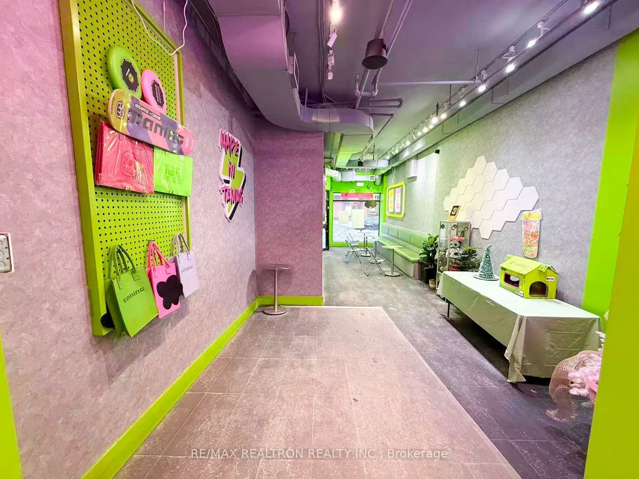 514, Yonge St, Bay Street Corridor, Toronto