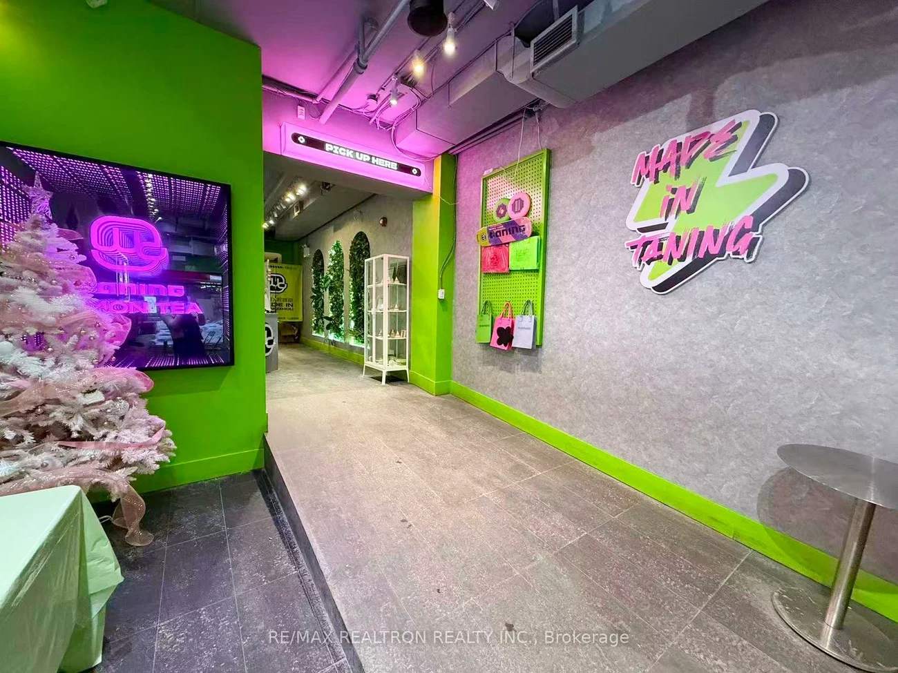 514, Yonge St, Bay Street Corridor, Toronto