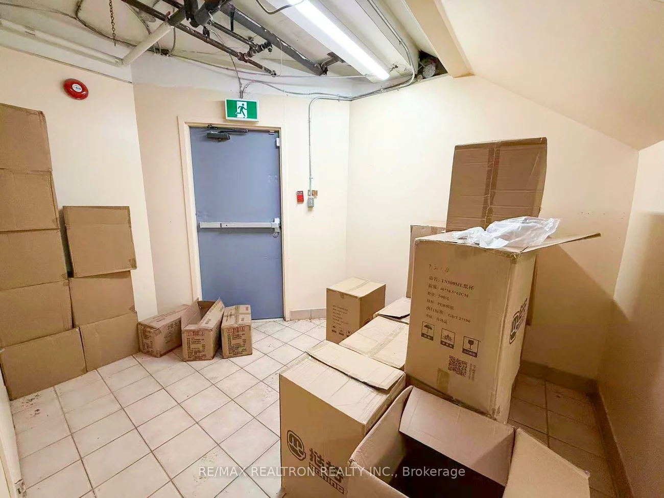 514, Yonge St, Bay Street Corridor, Toronto