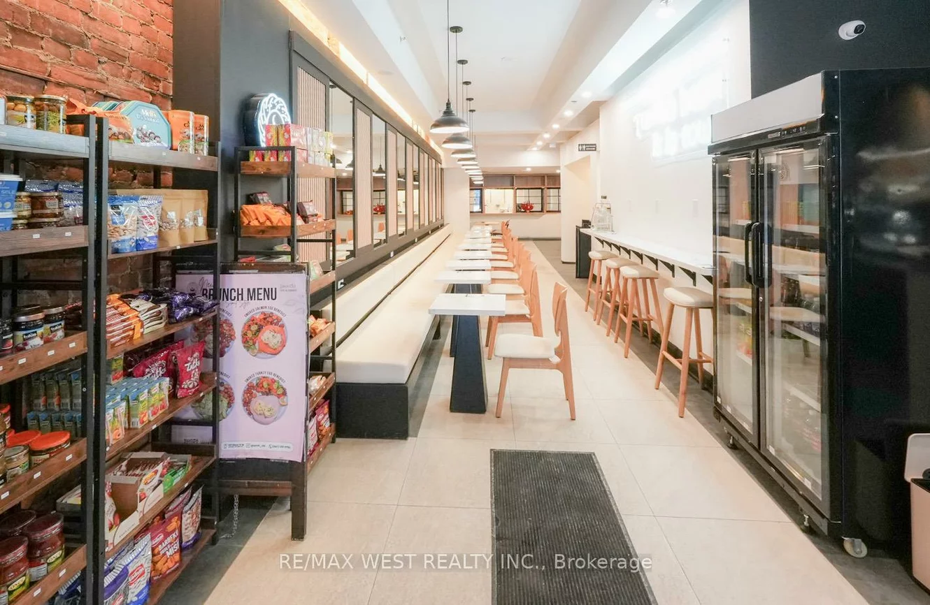 501, Bloor, University, Toronto