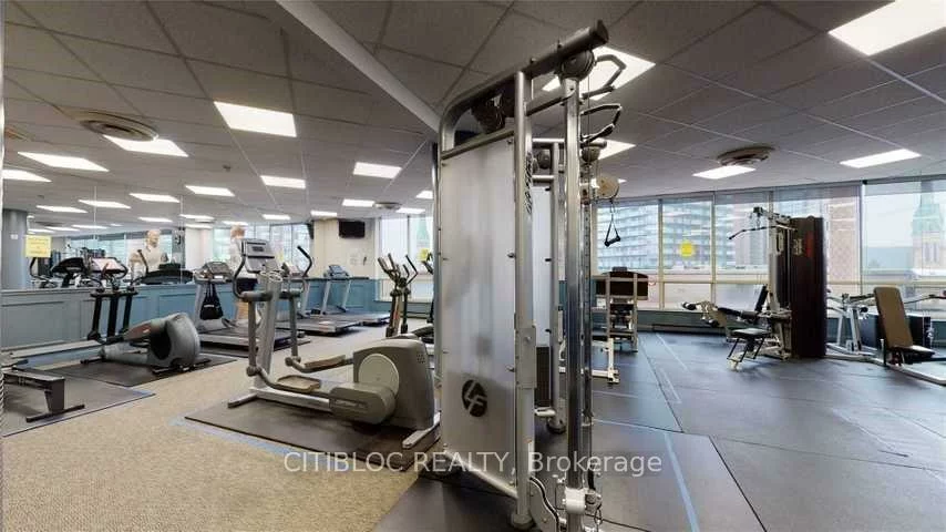 1033, Bay, Bay Street Corridor, Toronto