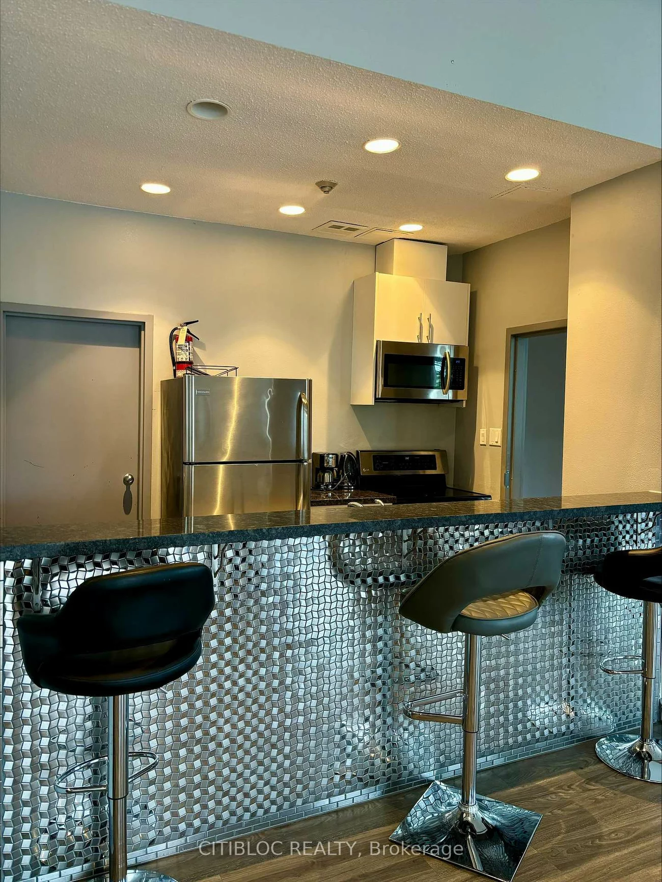 1033, Bay, Bay Street Corridor, Toronto