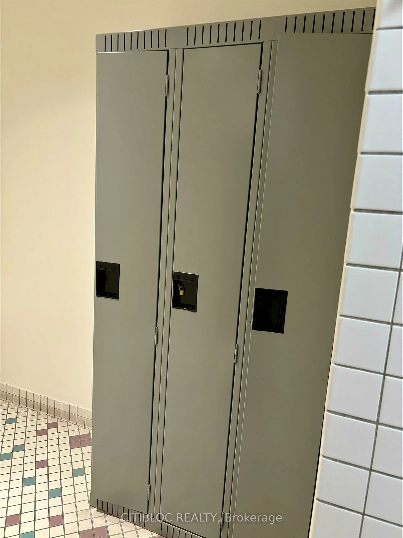 1033, Bay, Bay Street Corridor, Toronto