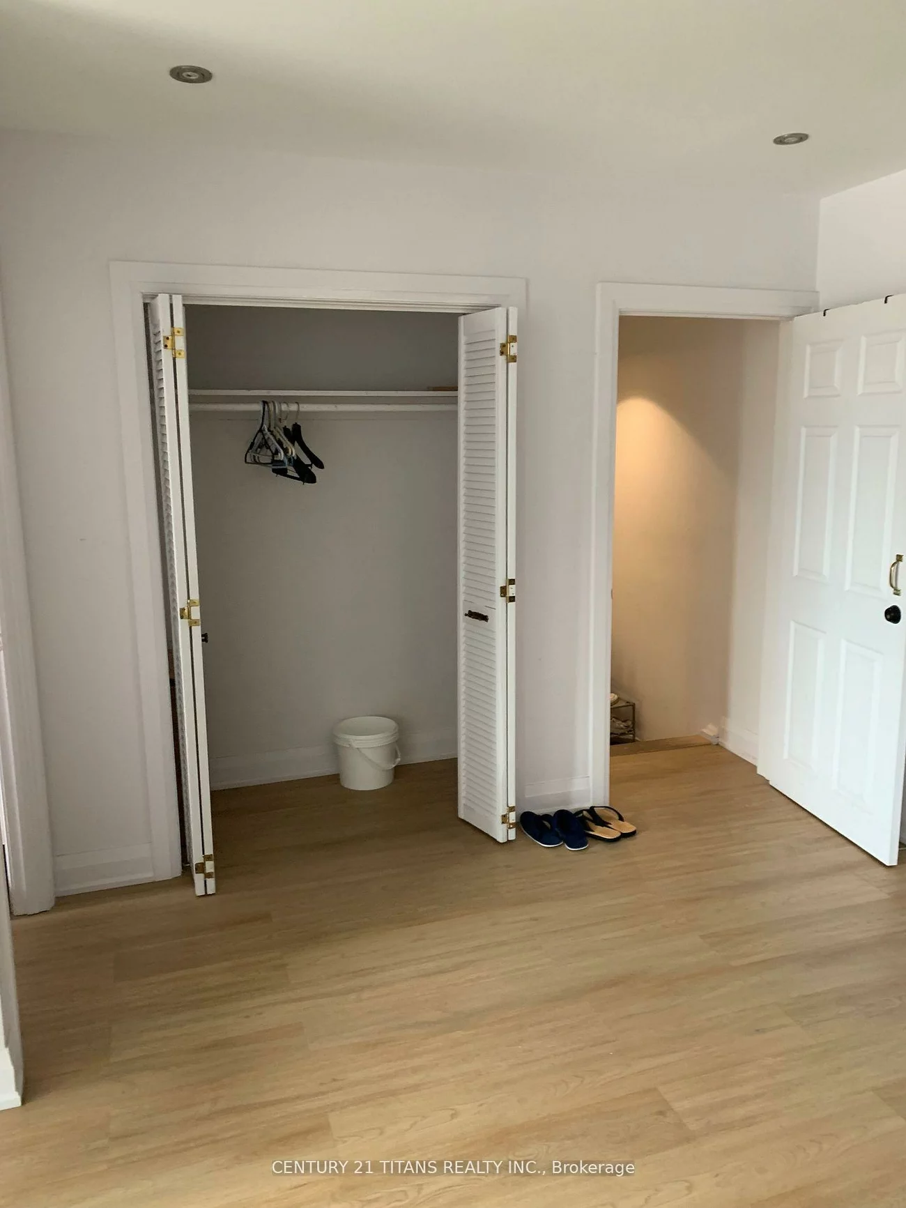 481, Oakwood, Oakwood Village, Toronto