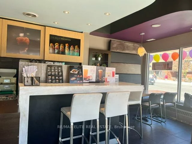 2564, Yonge, Lawrence Park South, Toronto