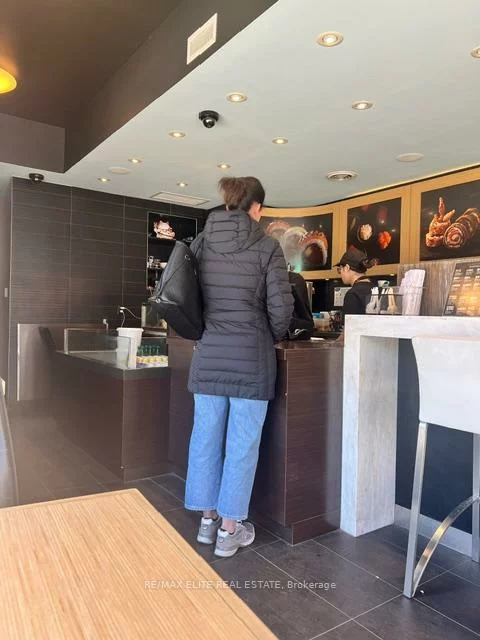 2564, Yonge, Lawrence Park South, Toronto