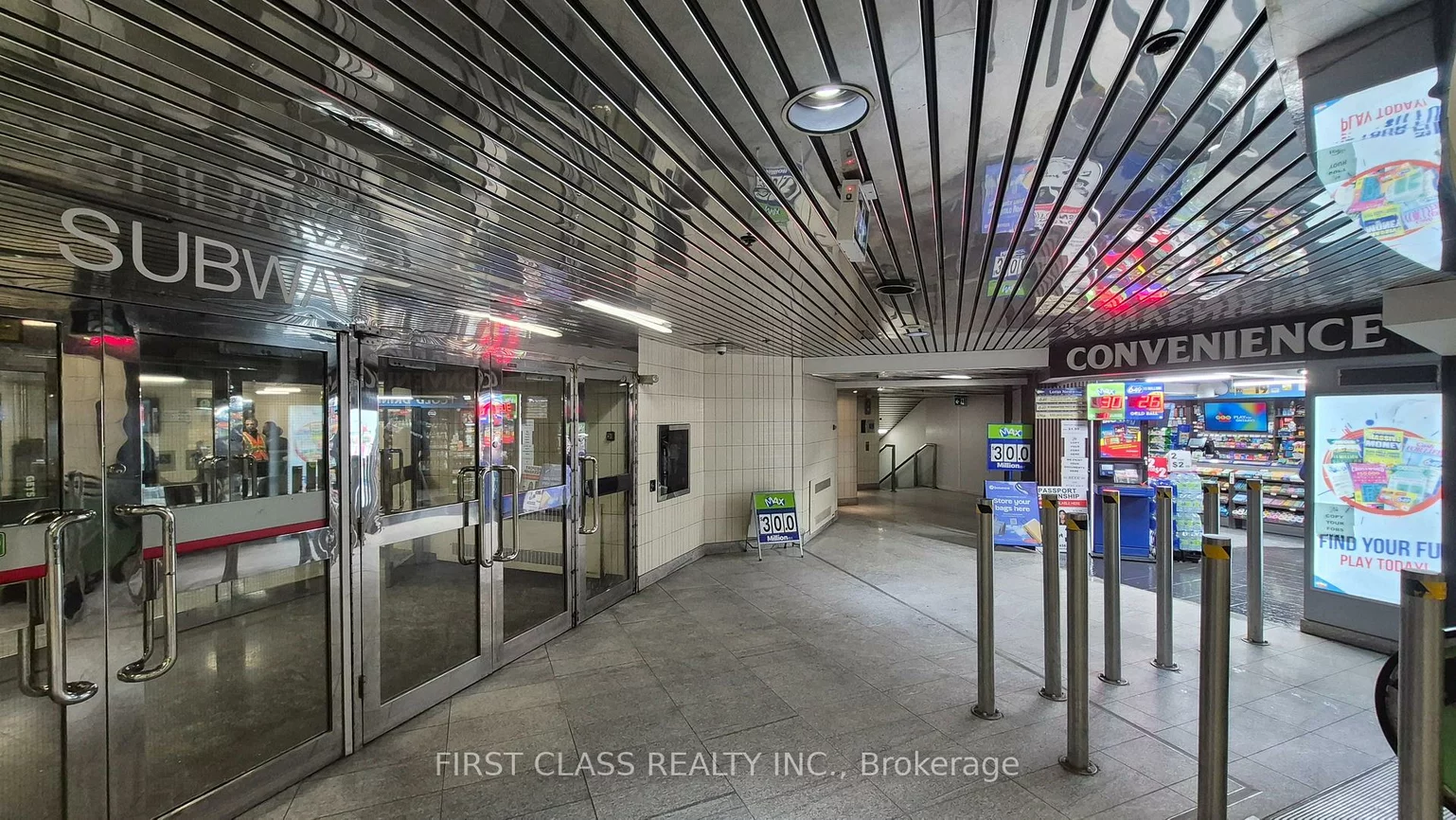 33, Bloor, Bay Street Corridor, Toronto