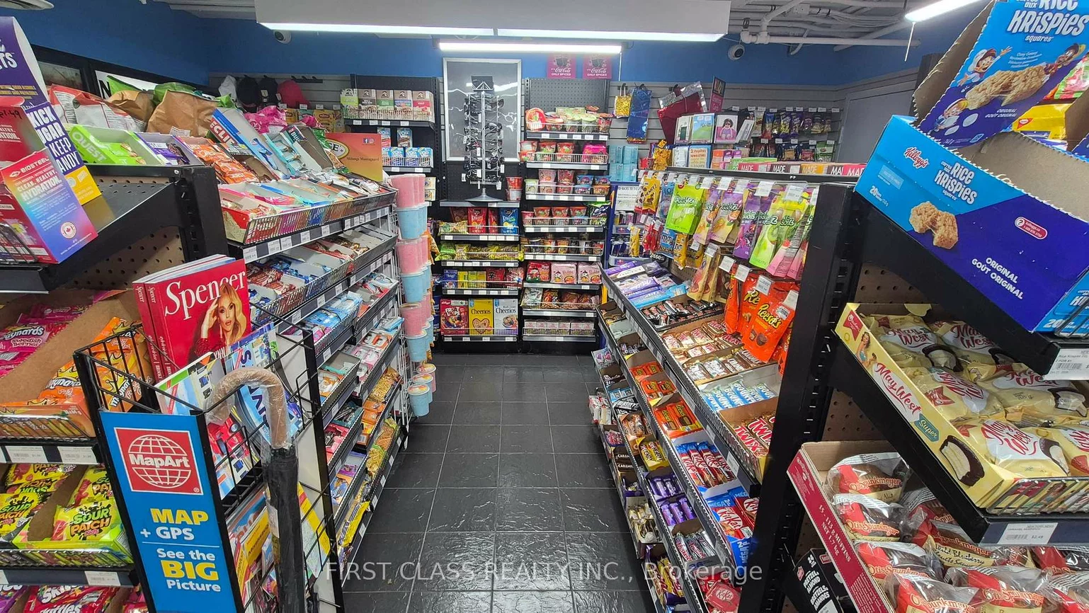 33, Bloor, Bay Street Corridor, Toronto