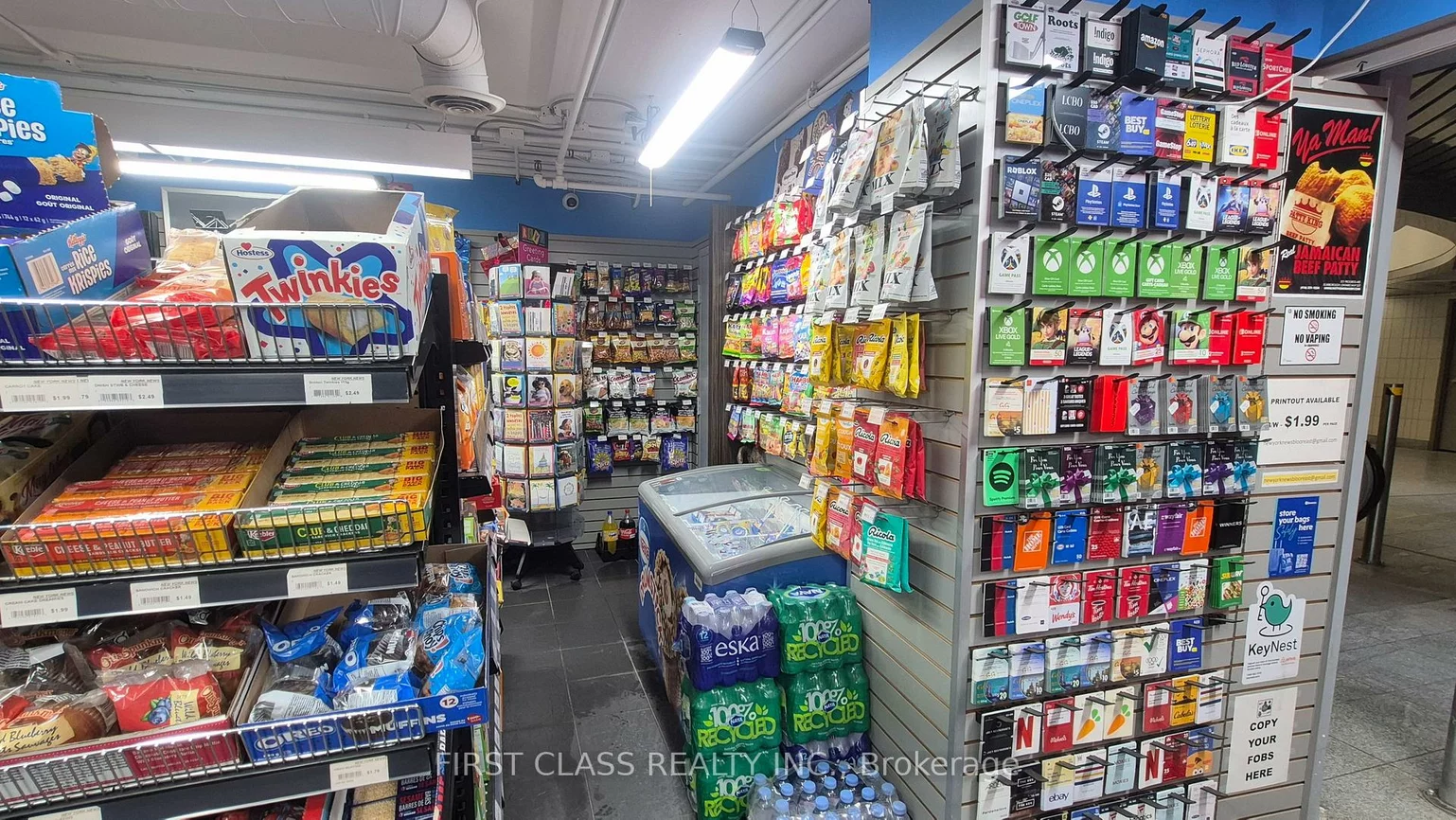 33, Bloor, Bay Street Corridor, Toronto