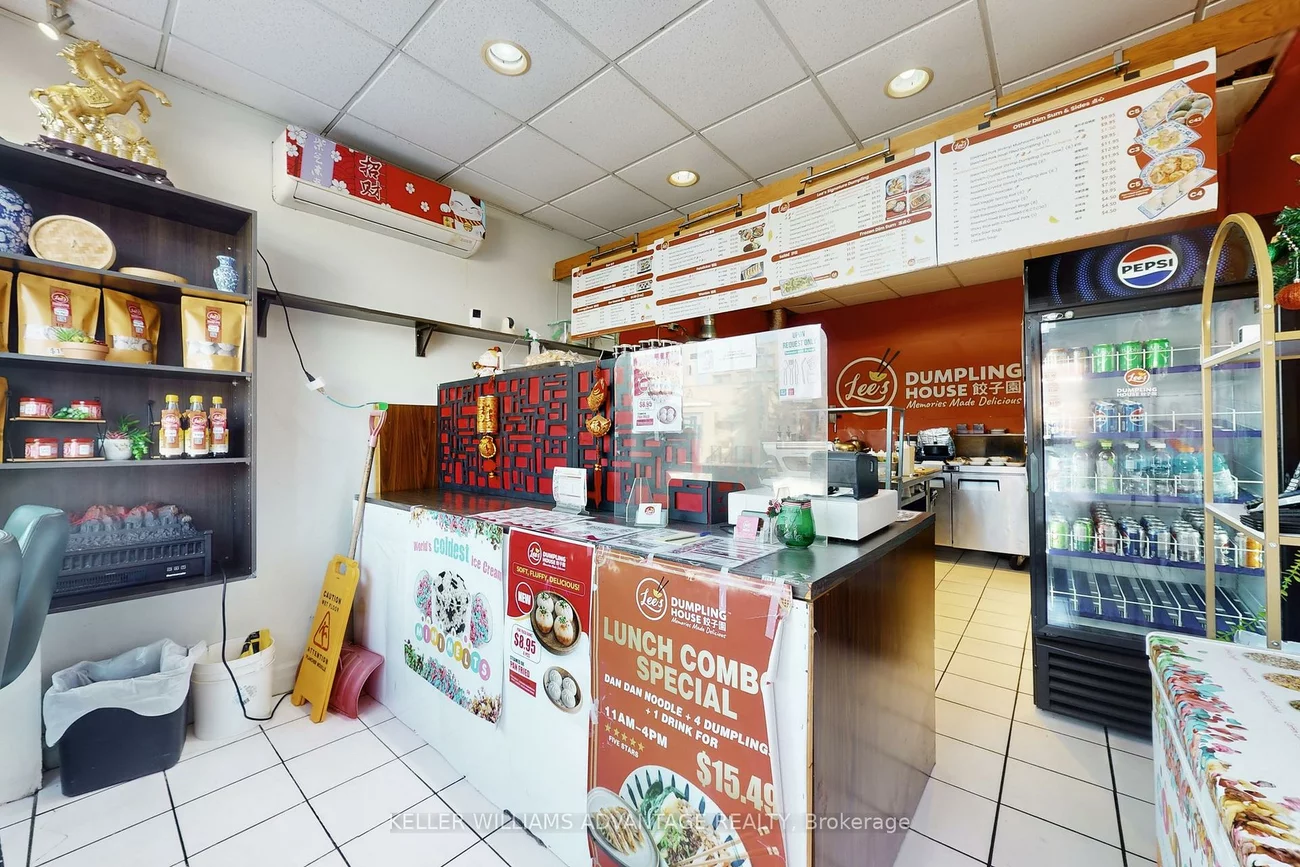 399, Old Orchard, Bedford Park-Nortown, Toronto