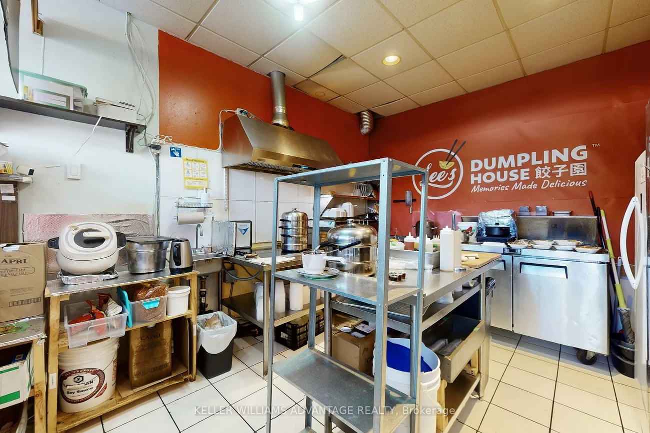 399, Old Orchard, Bedford Park-Nortown, Toronto