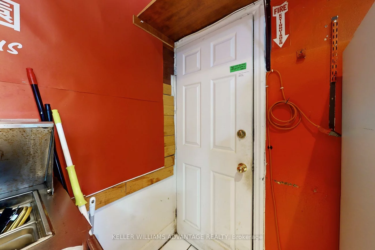 399, Old Orchard, Bedford Park-Nortown, Toronto