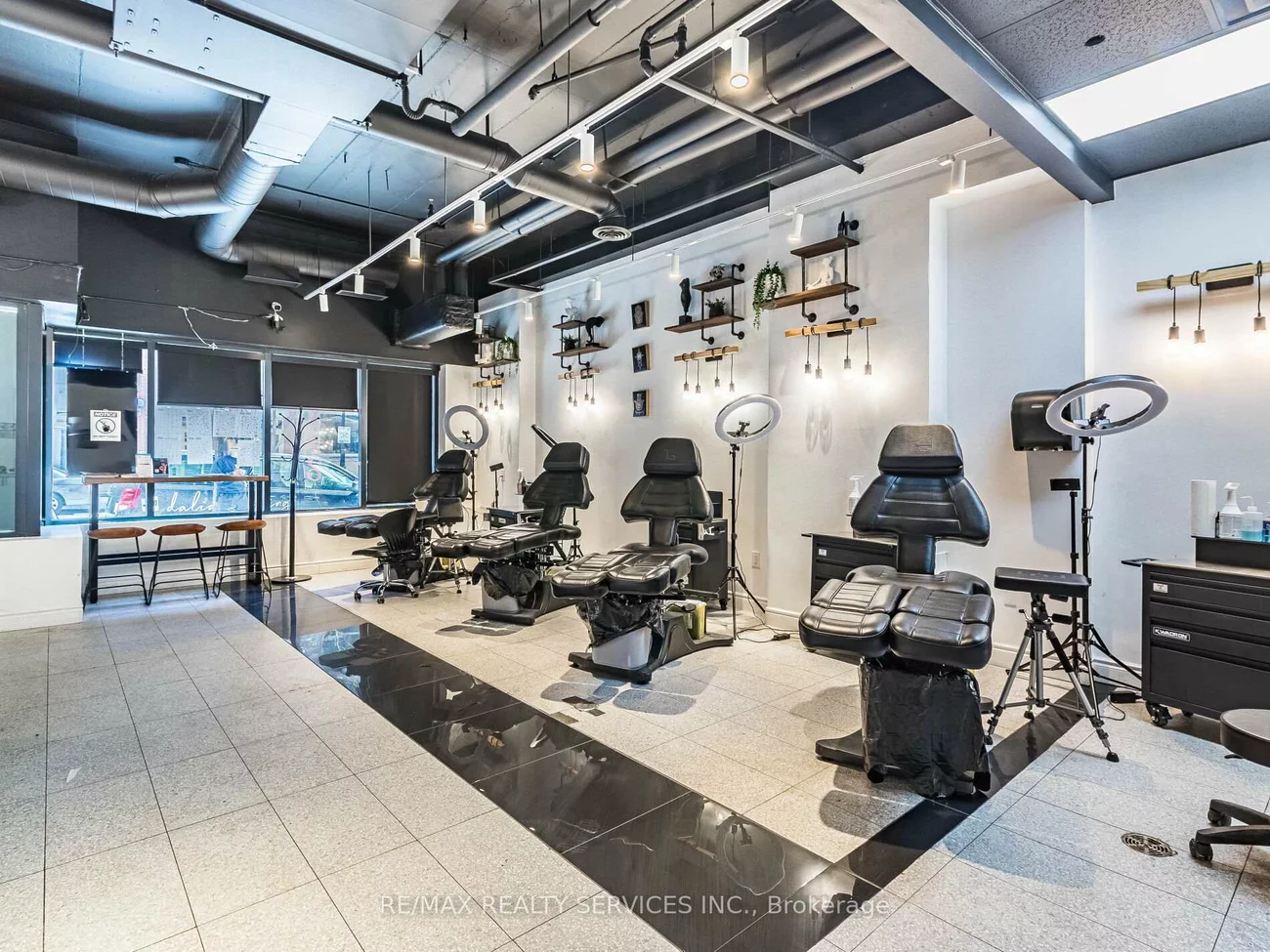 16, Church, Waterfront Communities C8, Toronto