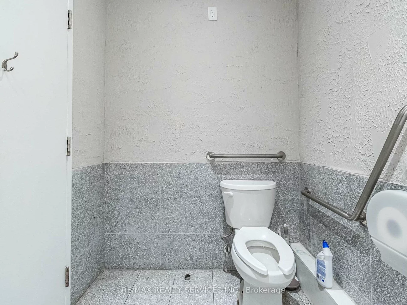 16, Church, Waterfront Communities C8, Toronto