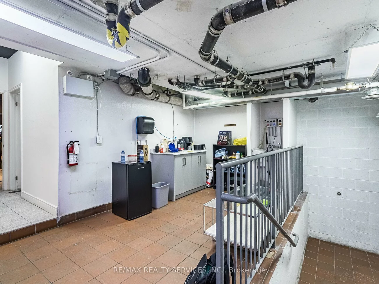 16, Church, Waterfront Communities C8, Toronto