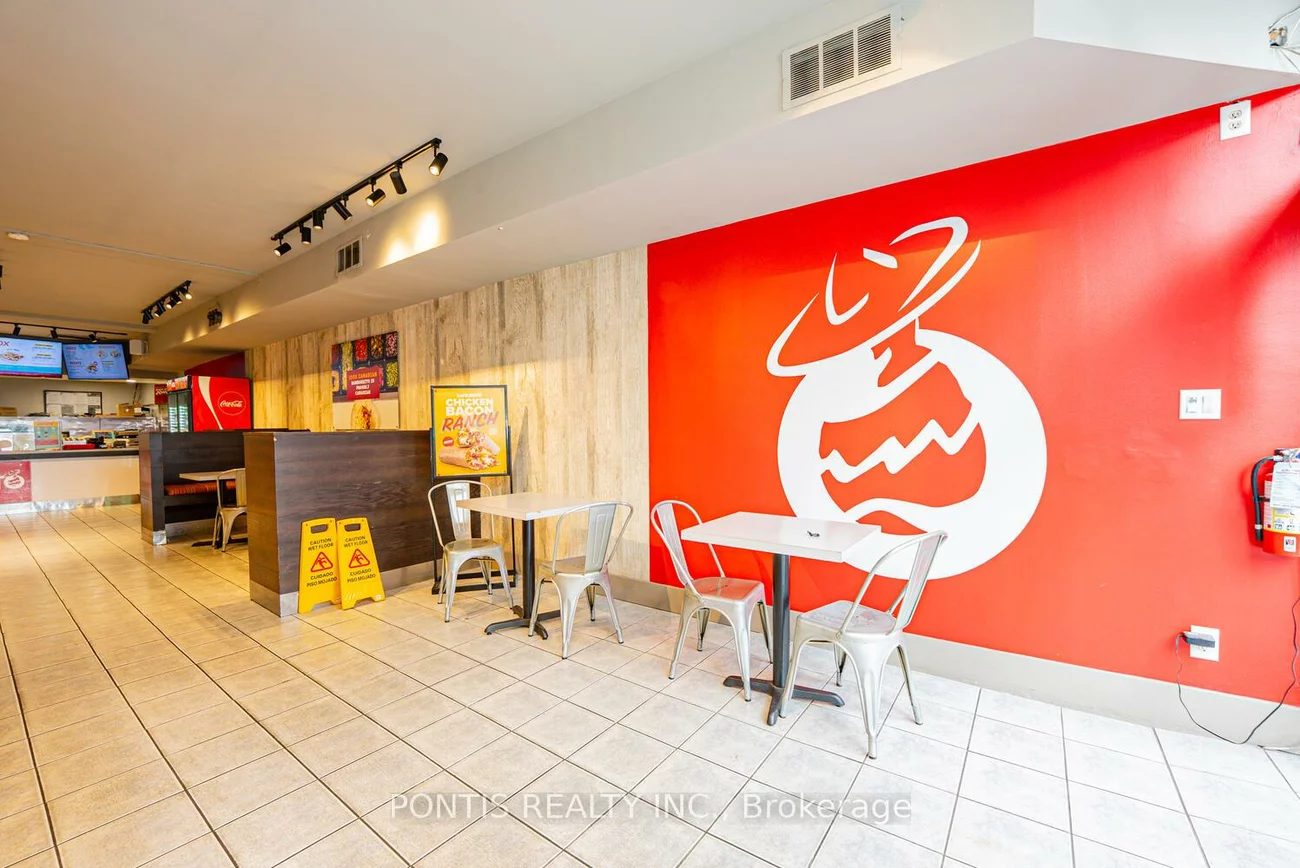 4918, Yonge, Lansing-Westgate, Toronto